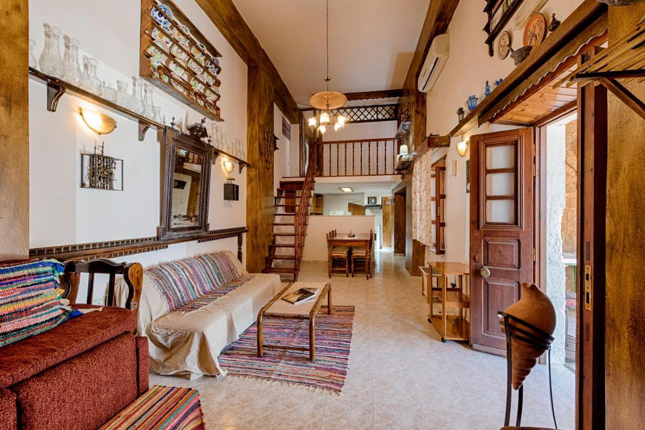 Hara'S Traditional Detached House In Malona Malona Village Dış mekan fotoğraf